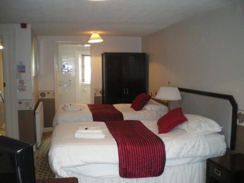 Crown Hotel Pwllheli Pokój zdjęcie