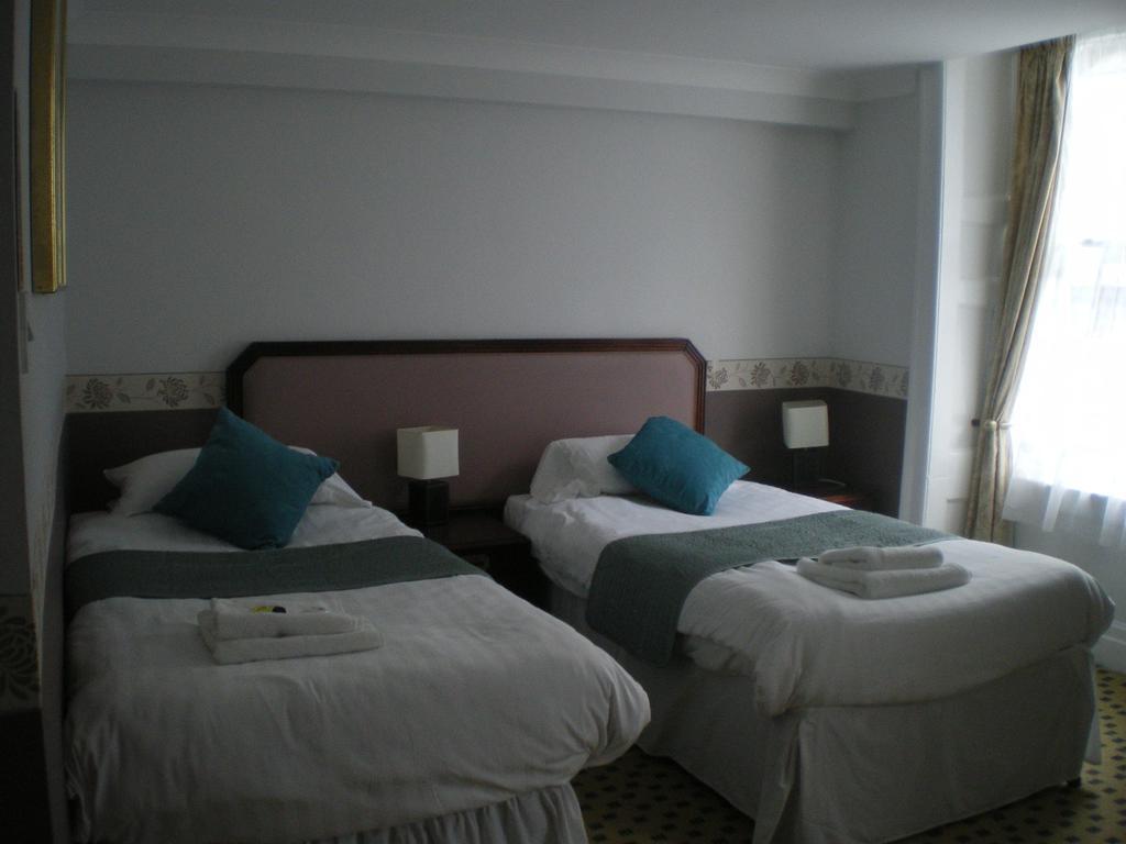 Crown Hotel Pwllheli Pokój zdjęcie