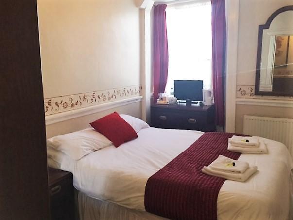 Crown Hotel Pwllheli Zewnętrze zdjęcie