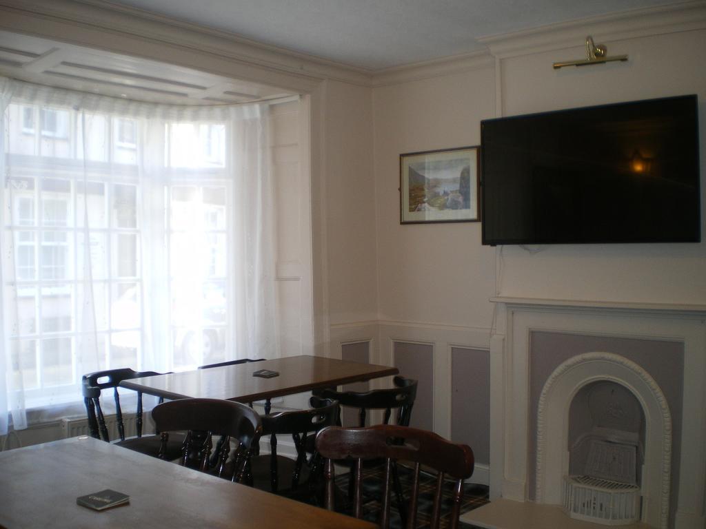 Crown Hotel Pwllheli Zewnętrze zdjęcie