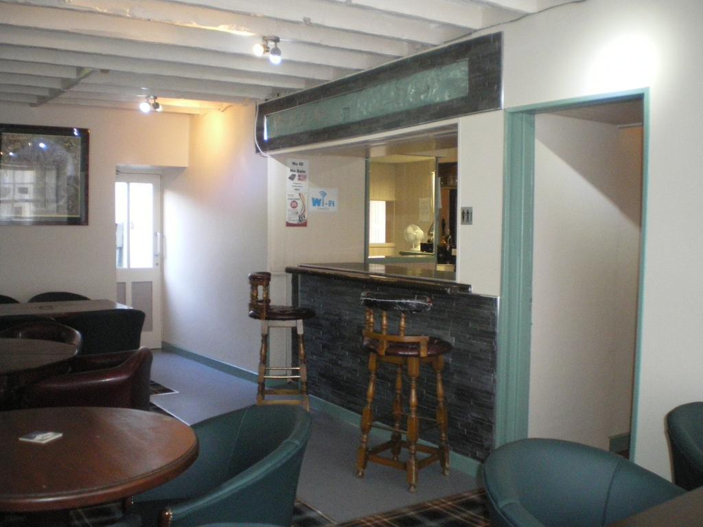 Crown Hotel Pwllheli Zewnętrze zdjęcie