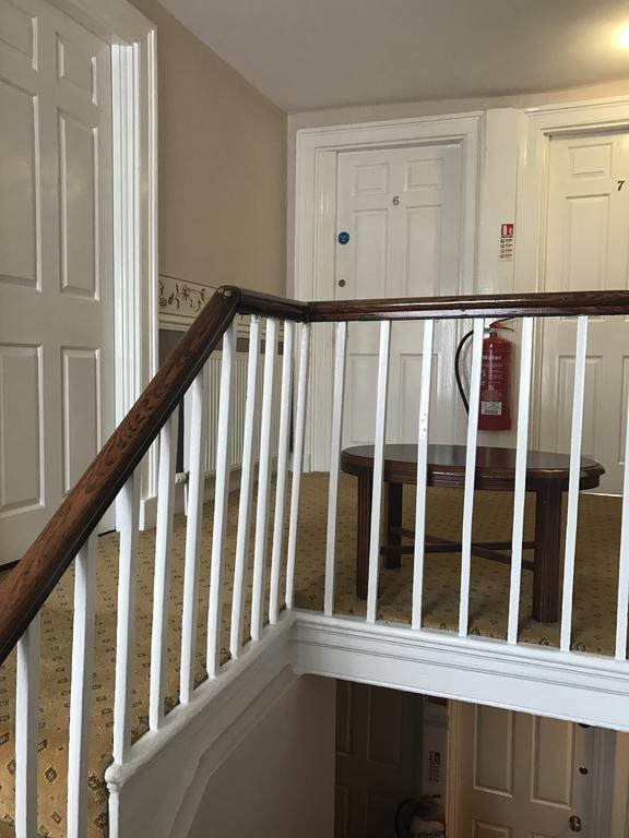 Crown Hotel Pwllheli Zewnętrze zdjęcie