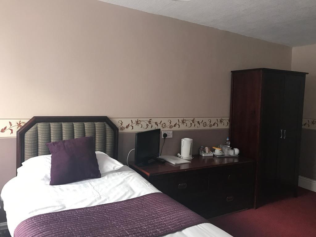 Crown Hotel Pwllheli Zewnętrze zdjęcie