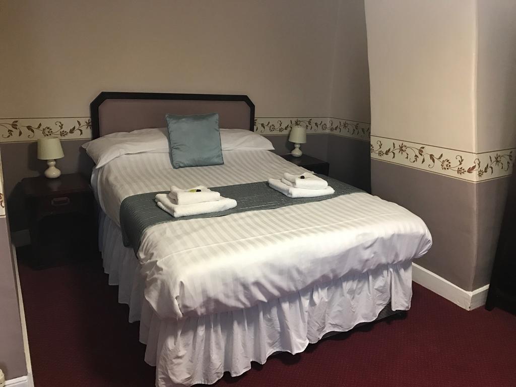 Crown Hotel Pwllheli Zewnętrze zdjęcie