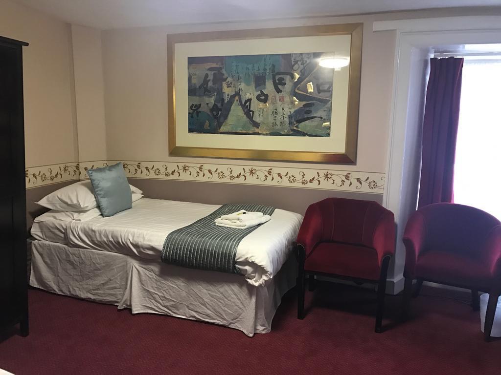 Crown Hotel Pwllheli Zewnętrze zdjęcie