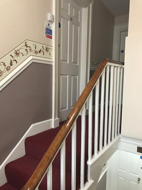 Crown Hotel Pwllheli Zewnętrze zdjęcie