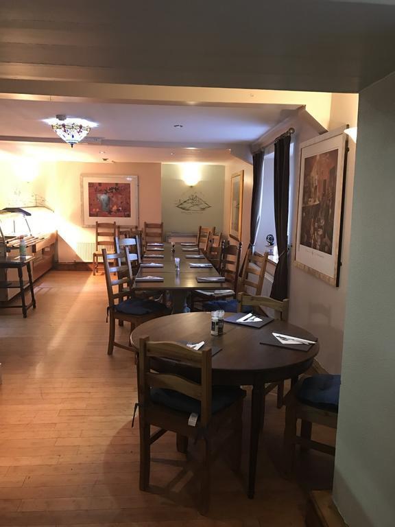 Crown Hotel Pwllheli Zewnętrze zdjęcie