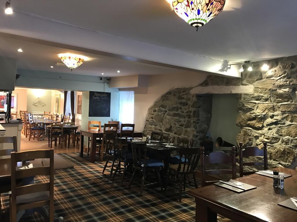 Crown Hotel Pwllheli Zewnętrze zdjęcie