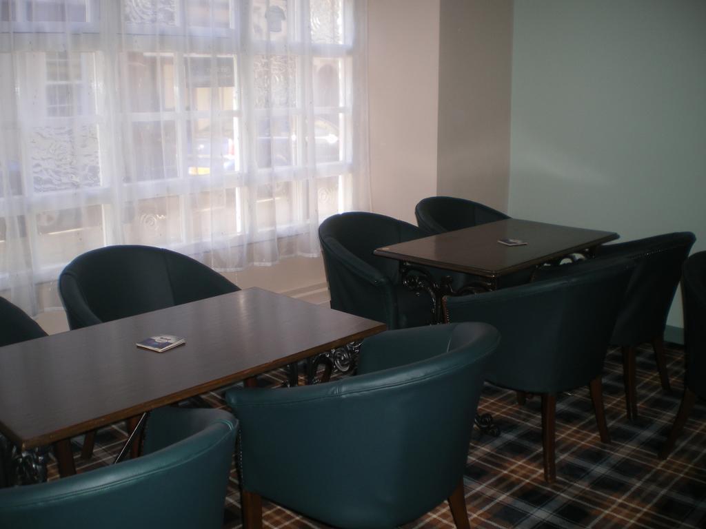 Crown Hotel Pwllheli Zewnętrze zdjęcie
